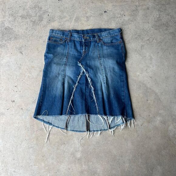 Lucky Brand Dresses & Skirts - Lucky Brand Skirt V design Womens size 8
